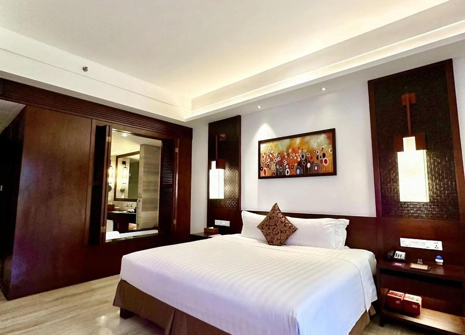 Crowne Plaza Danang Hotel & Resort
