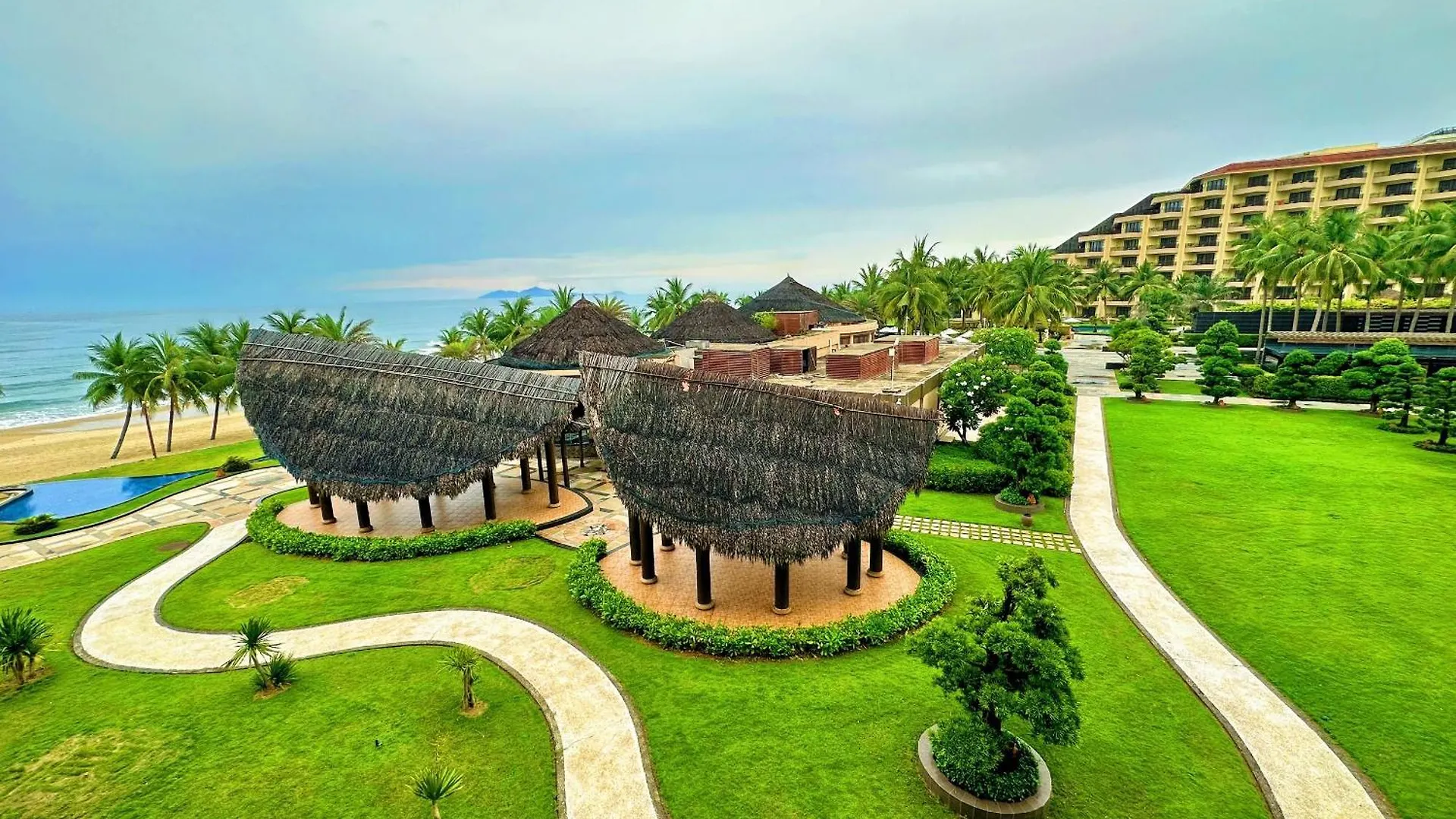 Crowne Plaza Danang Hotel & Resort 5*, Da Nang Vietnam
