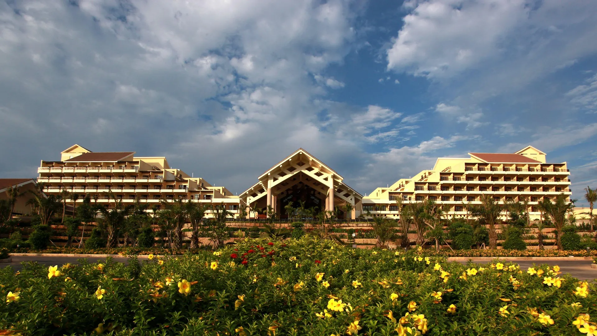 Crowne Plaza Danang Hotel & Resort 5*, Da Nang Vietnam